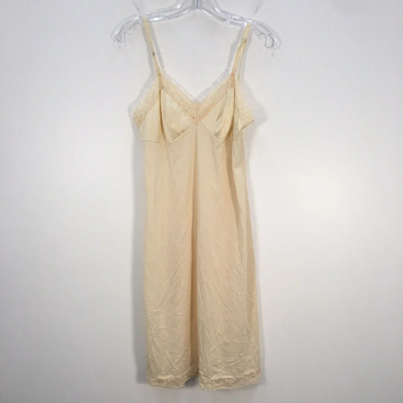 VTG USA Vanity Fair Light Nude Satin Lace Slip Lingerie Night Gown Womens 34 Lace A-line Dress