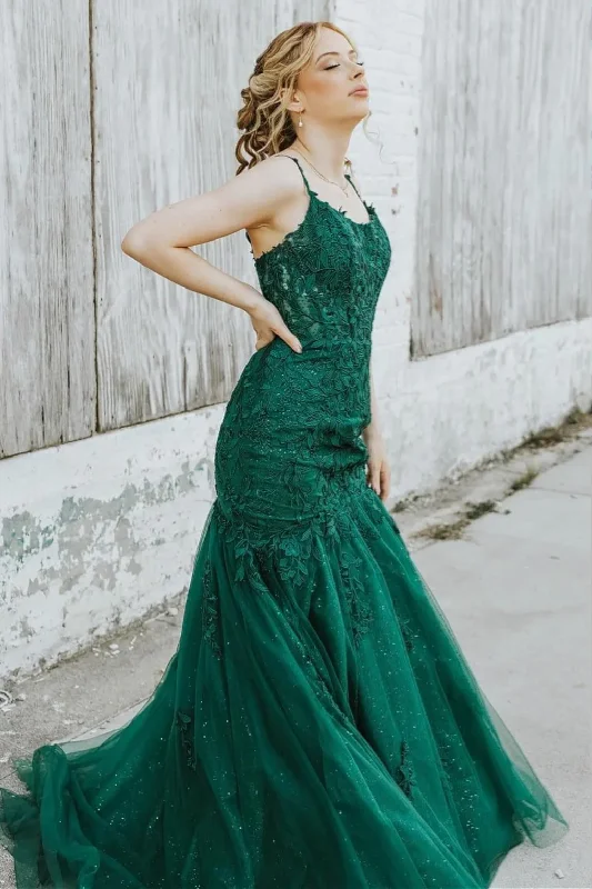 Green Mermaid Spaghetti Straps Scoop Lace Appliques Long Prom Dress Lace Shift Dress